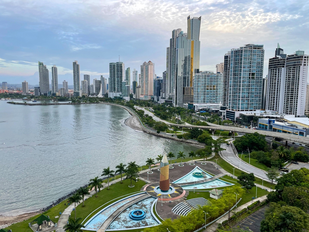 panama coastal promenade