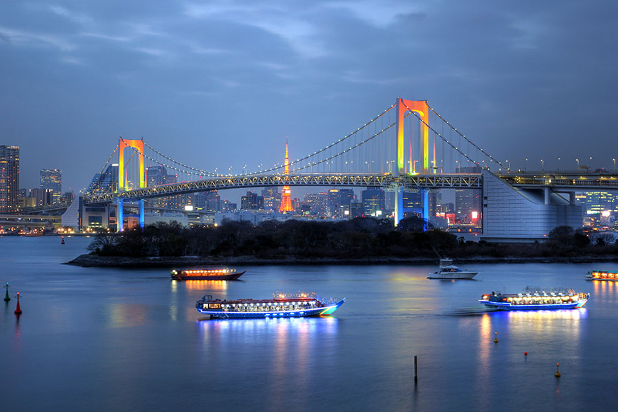 Rainbow Bridge from Odaiba, Tokyo, Japan tokyo rainbox bridge